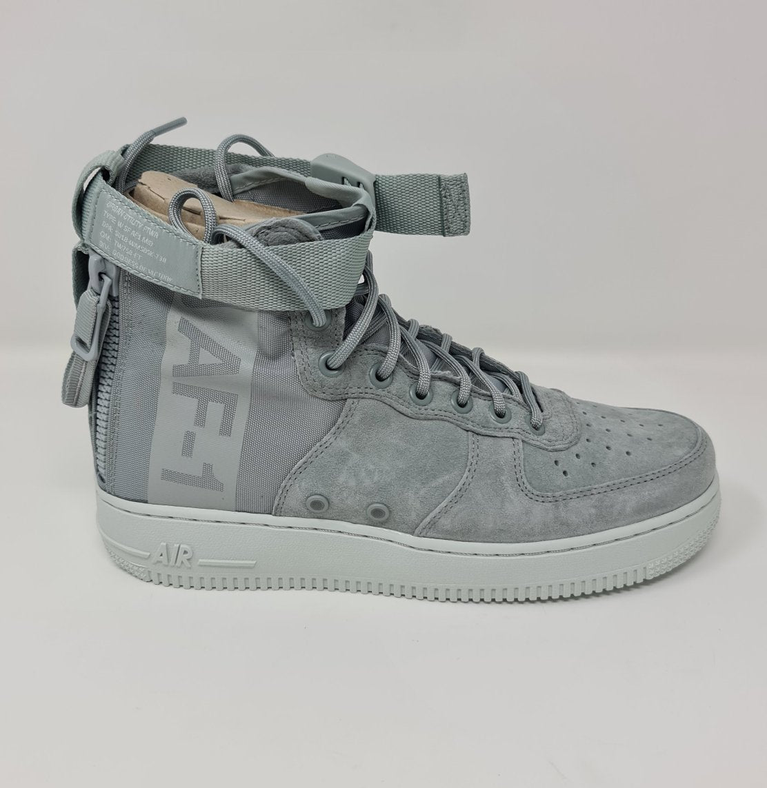Nike Wmns Special Field Air Force 1 Mid AA3966006