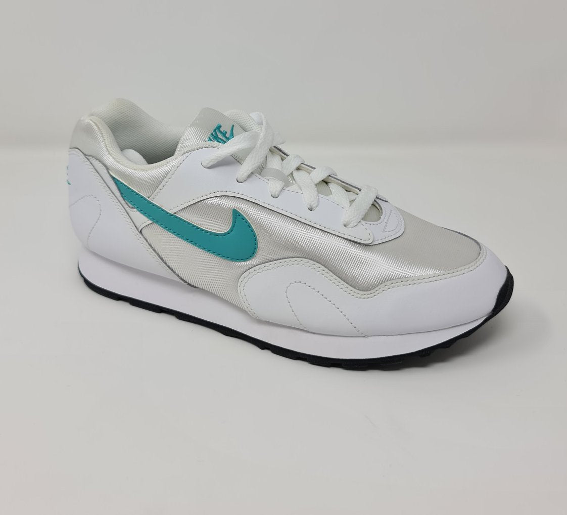 Nike Wmns Outburst AO1069107